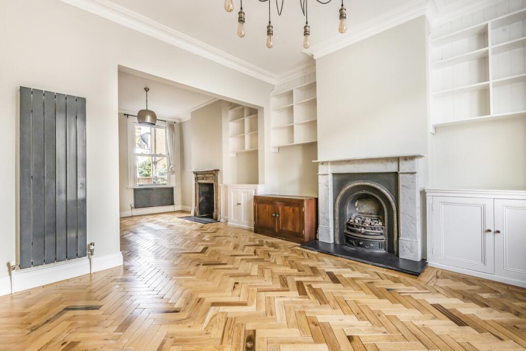 5 bed Mid Terraced House for rent in Chiswick. From Kinleigh Folkard & Hayward - Sales - Chiswick 5 bed Mid Terraced House for rent in Chiswick. From Kinleigh Folkard & Hayward - Sales - Chiswick