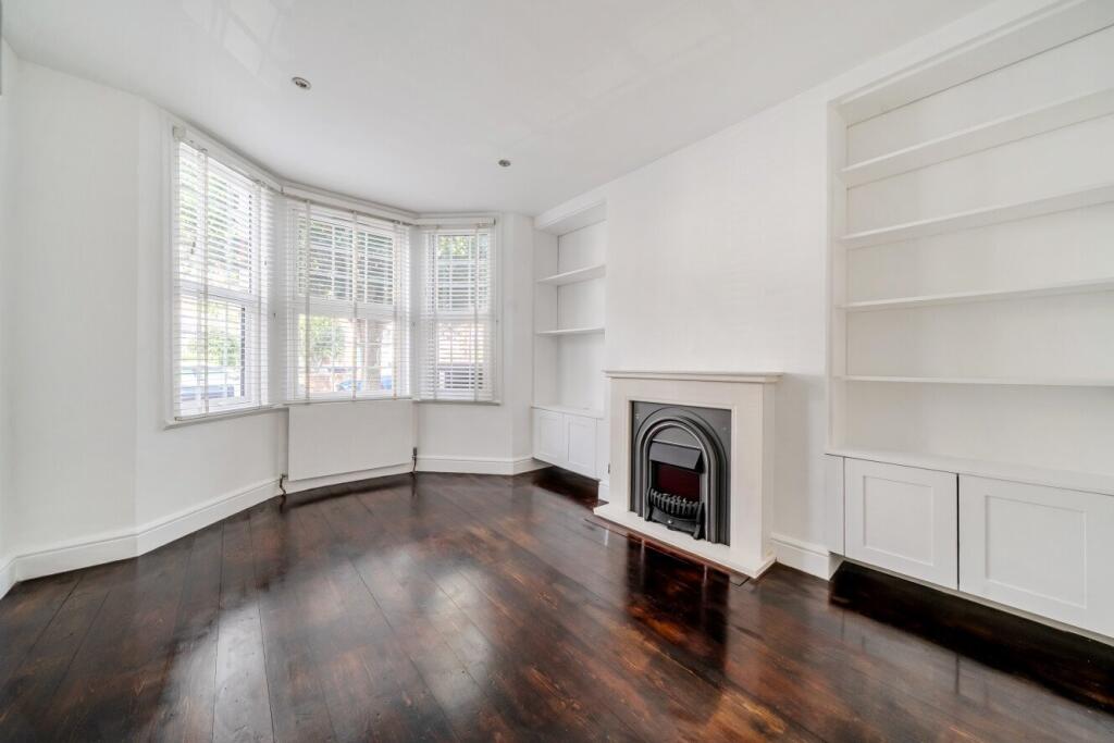 1 bed 1st Floor Flat for rent in London. From Kinleigh Folkard & Hayward - Sales - Chiswick