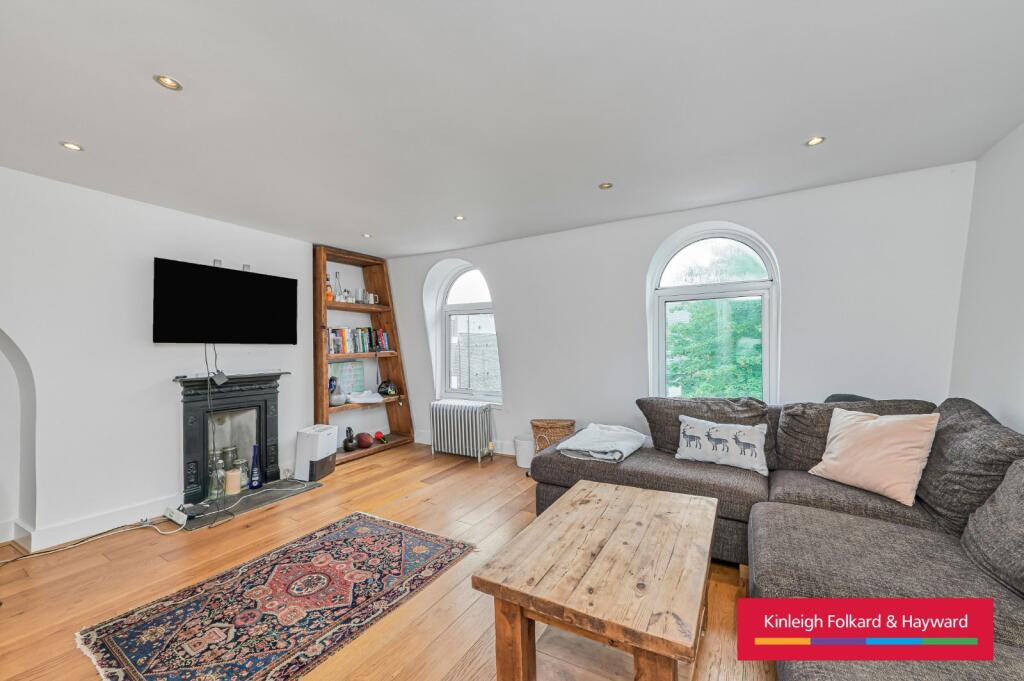 2 bed 1st Floor Flat for rent in Camberwell. From Kinleigh Folkard & Hayward - Lettings - Clapham
