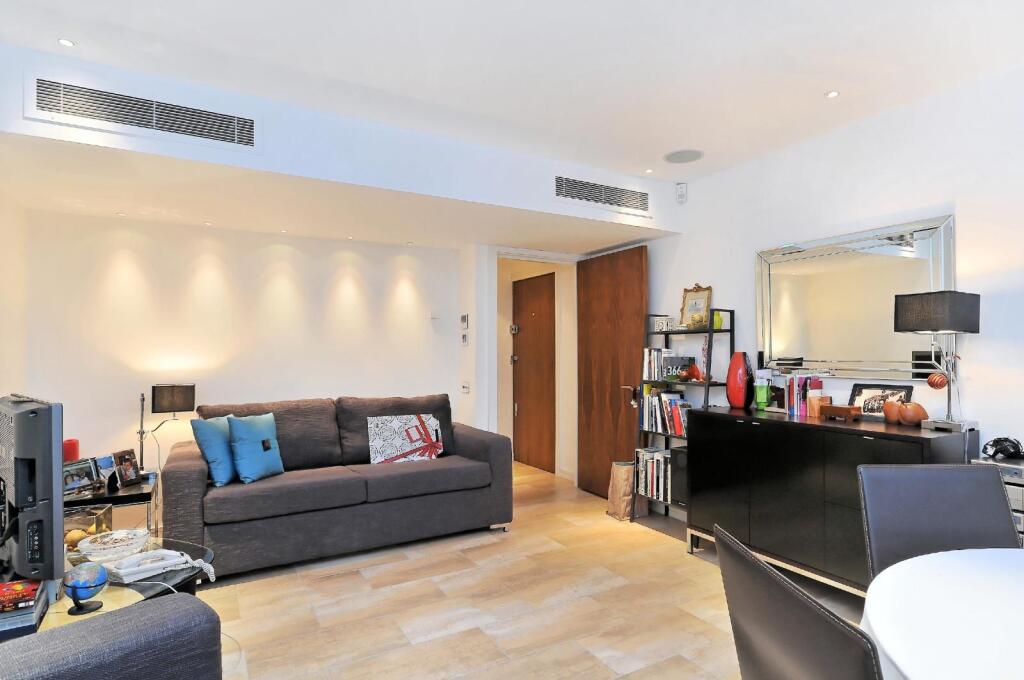 1 bed 1st Floor Flat for rent in London. From Knight Frank