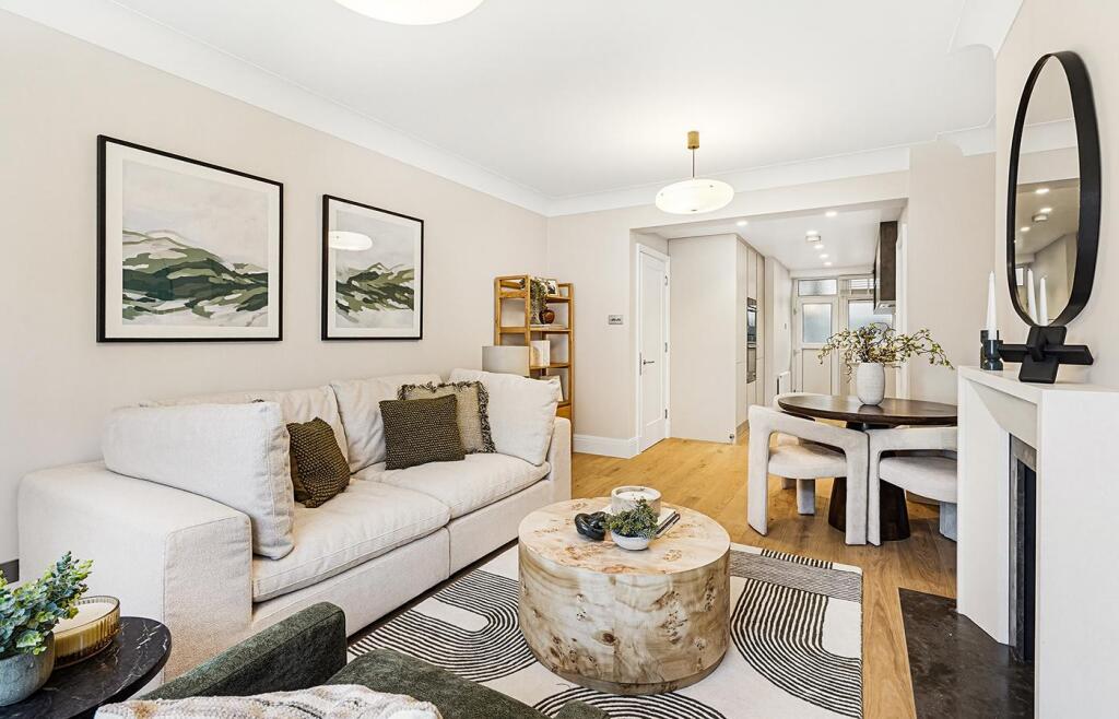 2 bed 1st Floor Flat for rent in London. From Knight Frank