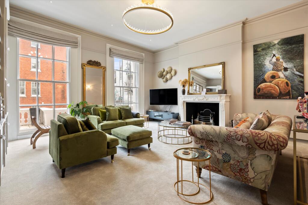 5 bed Mid Terraced House for rent in Kensington. From Knight Frank 5 bed Mid Terraced House for rent in Kensington. From Knight Frank