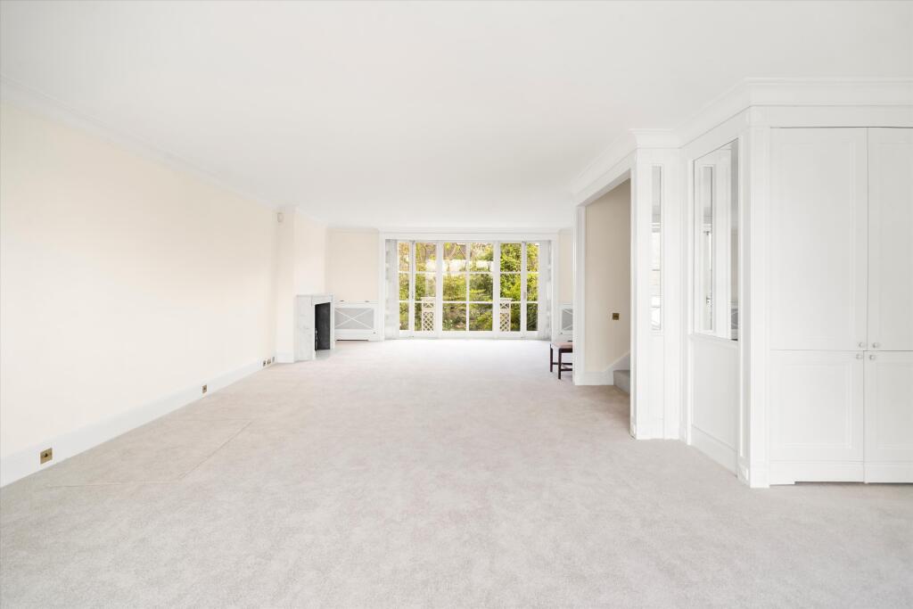 3 bed Town House for rent in Kensington. From Knight Frank