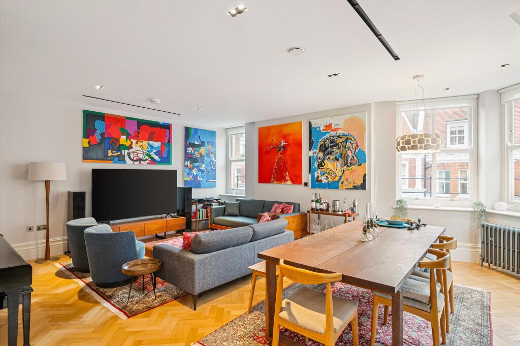3 bed 1st Floor Flat for rent in London. From Knight Frank