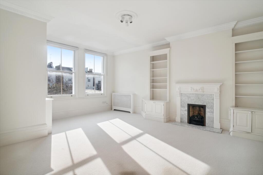 2 bed 1st Floor Flat for rent in Kensington. From Knight Frank