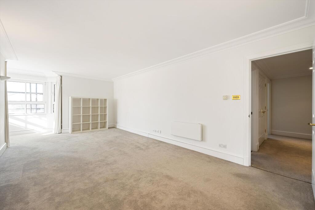 2 bed 1st Floor Flat for rent in Kensington. From Knight Frank