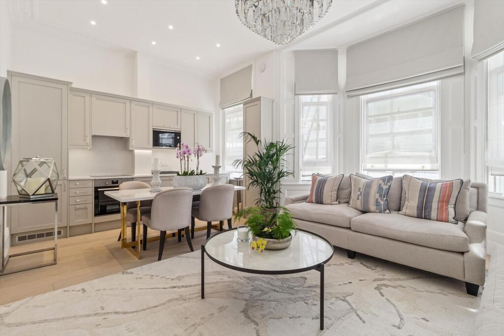 1 bed 1st Floor Flat for rent in London. From Knight Frank