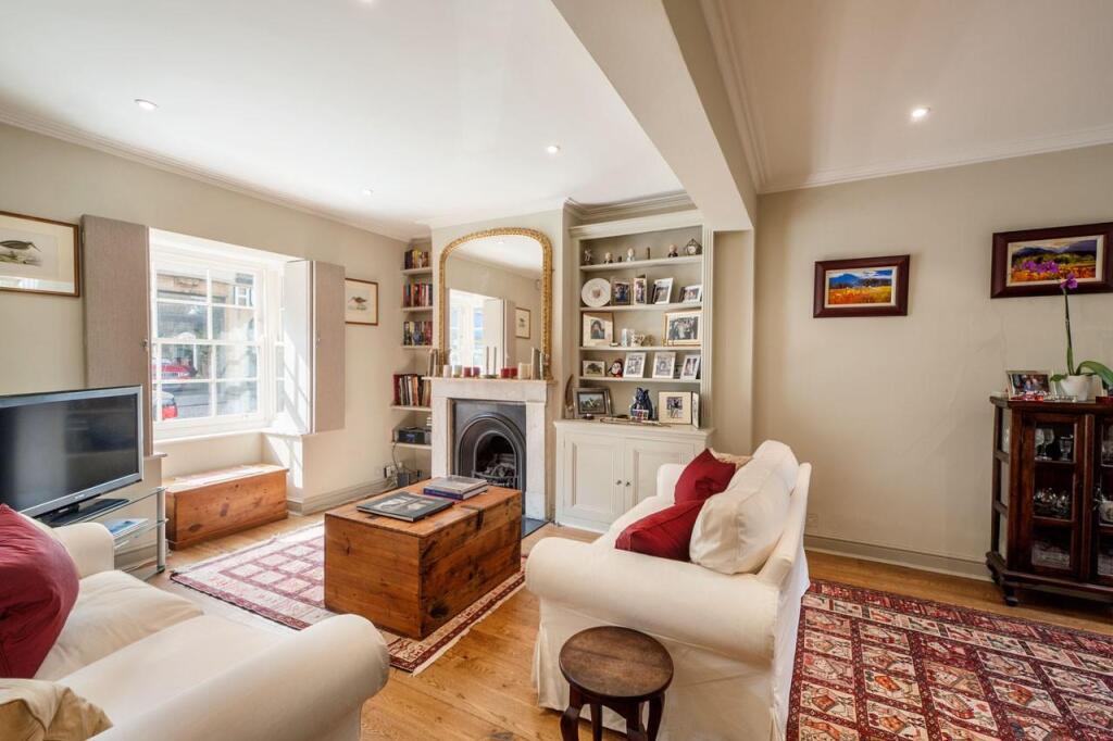 3 bed Mid Terraced House for rent in London. From Knight Frank 3 bed Mid Terraced House for rent in London. From Knight Frank