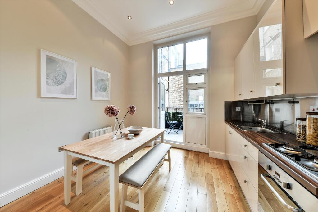 1 bed 1st Floor Flat for rent in Kensington. From Knight Frank