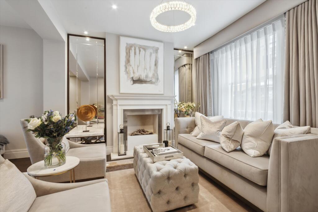 3 bed Mid Terraced House for rent in London. From Knight Frank 3 bed Mid Terraced House for rent in London. From Knight Frank