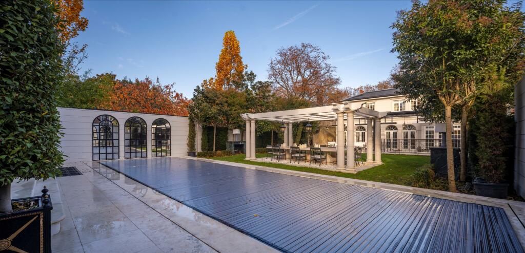 7 bed Detached for rent in Camden Town. From Knight Frank 7 bed Detached for rent in Camden Town. From Knight Frank