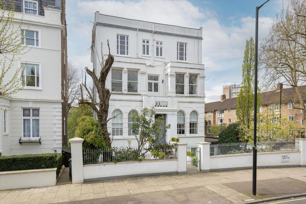 1 bed 1st Floor Flat for rent in London. From Knight Frank