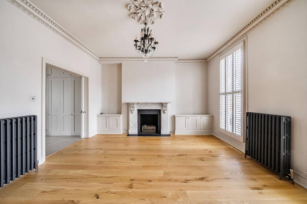 3 bed Mid Terraced House for rent in London. From Knight Frank