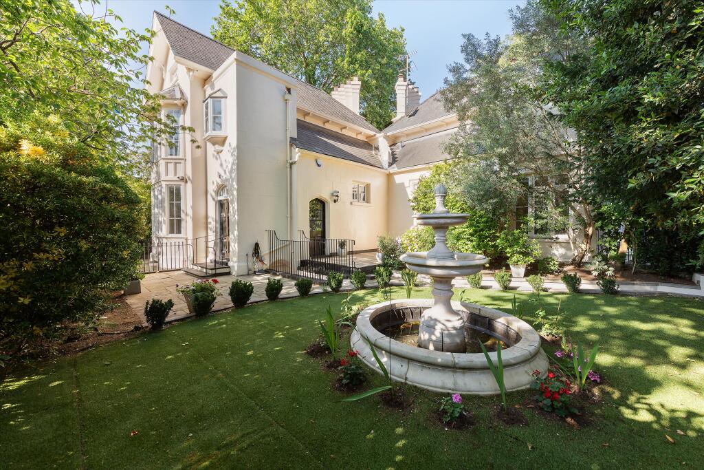 5 bed Semi Detached for rent in London. From Knight Frank 5 bed Semi Detached for rent in London. From Knight Frank