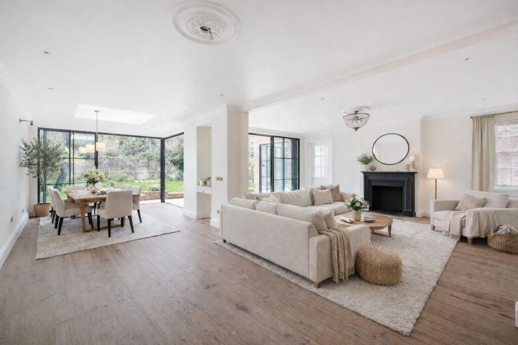 5 bed Detached for rent in Paddington. From Knight Frank