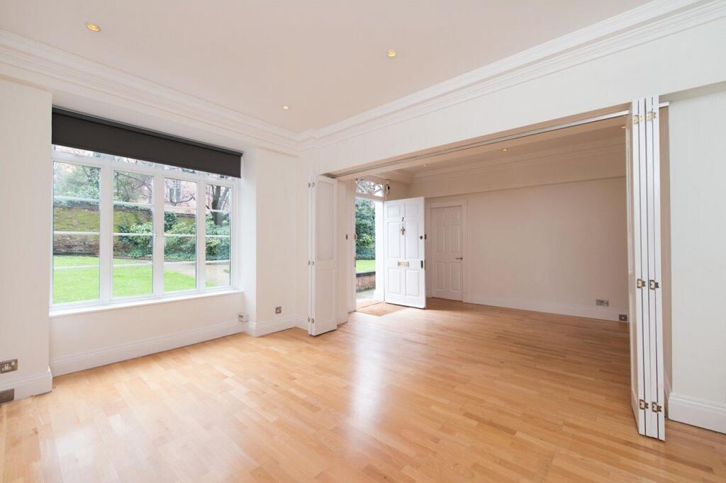 1 bed 1st Floor Flat for rent in London. From Knight Frank