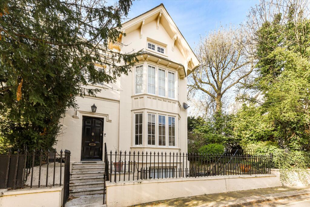 4 bed Detached for rent in Camden Town. From Knight Frank