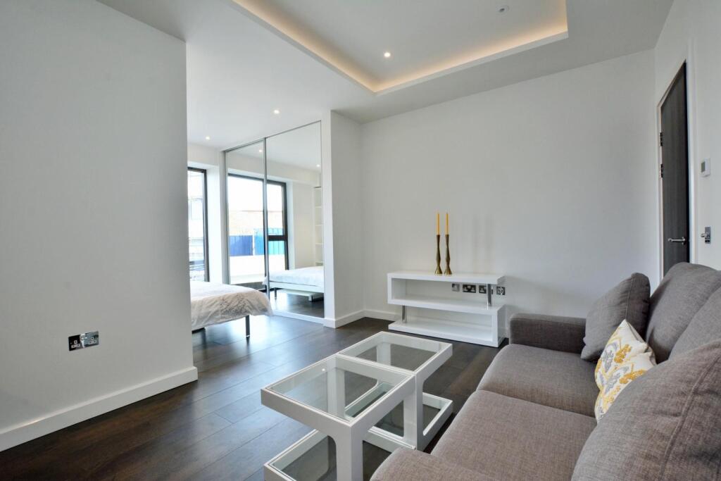 4 bed 1st Floor Flat for rent in Hampstead. From Knight Frank