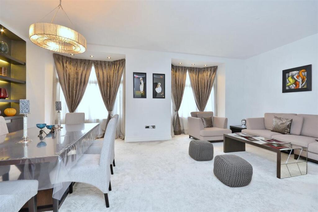 3 bed 1st Floor Flat for rent in London. From Knight Frank
