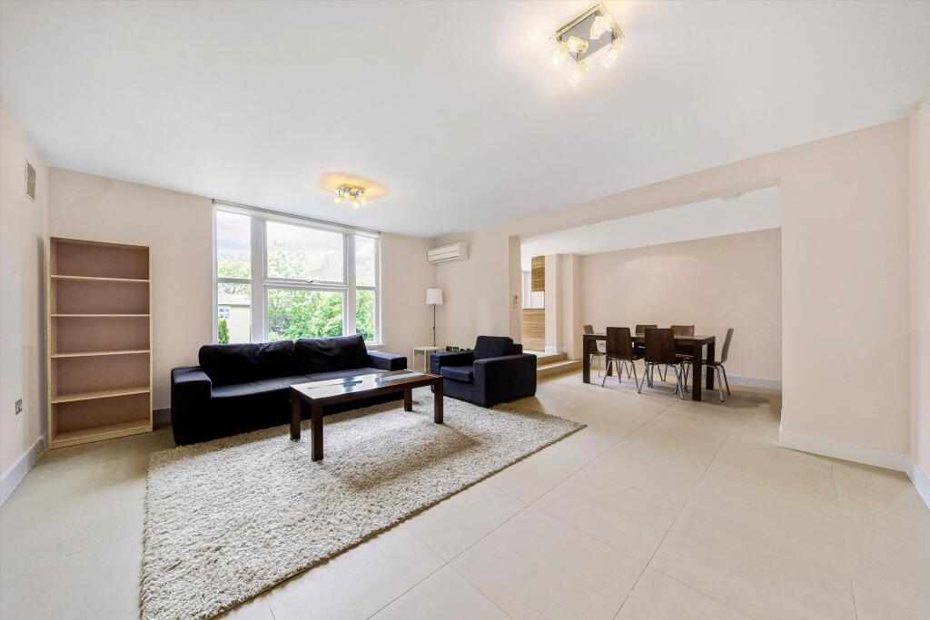 3 bed 1st Floor Flat for rent in London. From Knight Frank