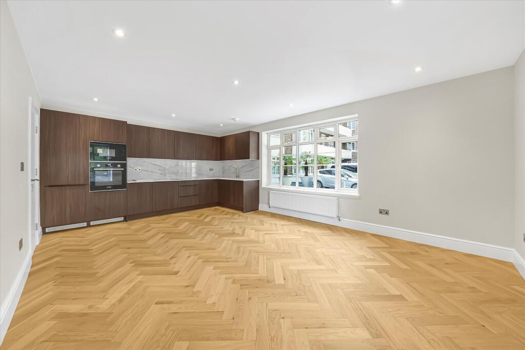 4 bed 1st Floor Flat for rent in London. From Knight Frank 4 bed 1st Floor Flat for rent in London. From Knight Frank