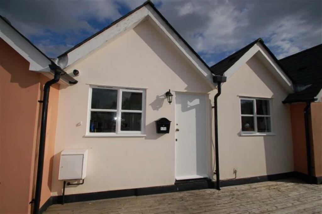 2 bed Annexe for rent in Foster Street. From Geoffrey Matthew Estates - Old Harlow 2 bed Annexe for rent in Foster Street. From Geoffrey Matthew Estates - Old Harlow