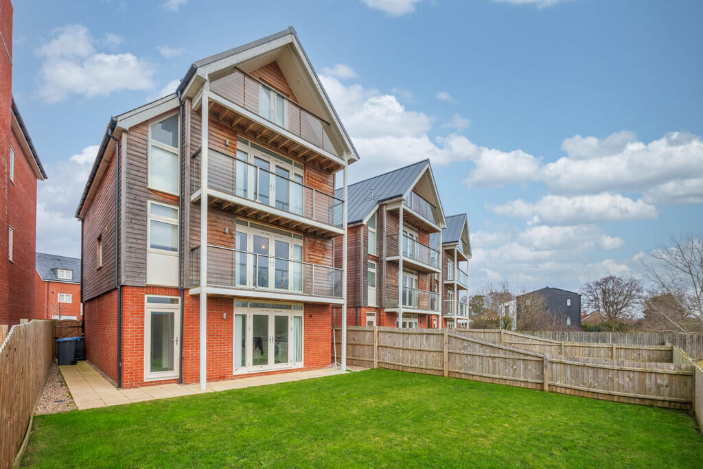 4 bed Detached for rent in Melton. From Nicholas Percival - Colchester 4 bed Detached for rent in Melton. From Nicholas Percival - Colchester