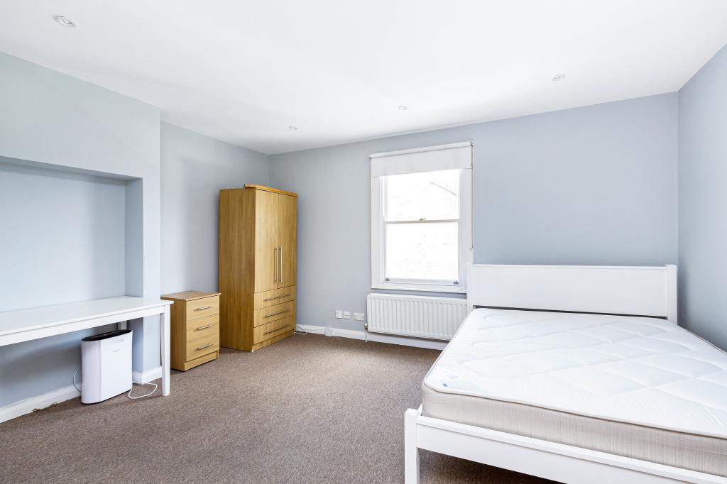 1 bed Studio for rent in London. From Daniel Watney - London