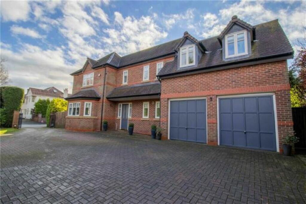 5 bed Detached for rent in Altrincham. From Gascoigne Halman - Altrincham