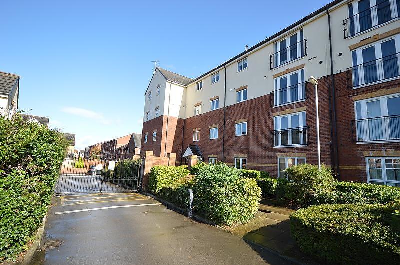 2 bed Apartment for rent in Gatley. From Gascoigne Halman - Altrincham
