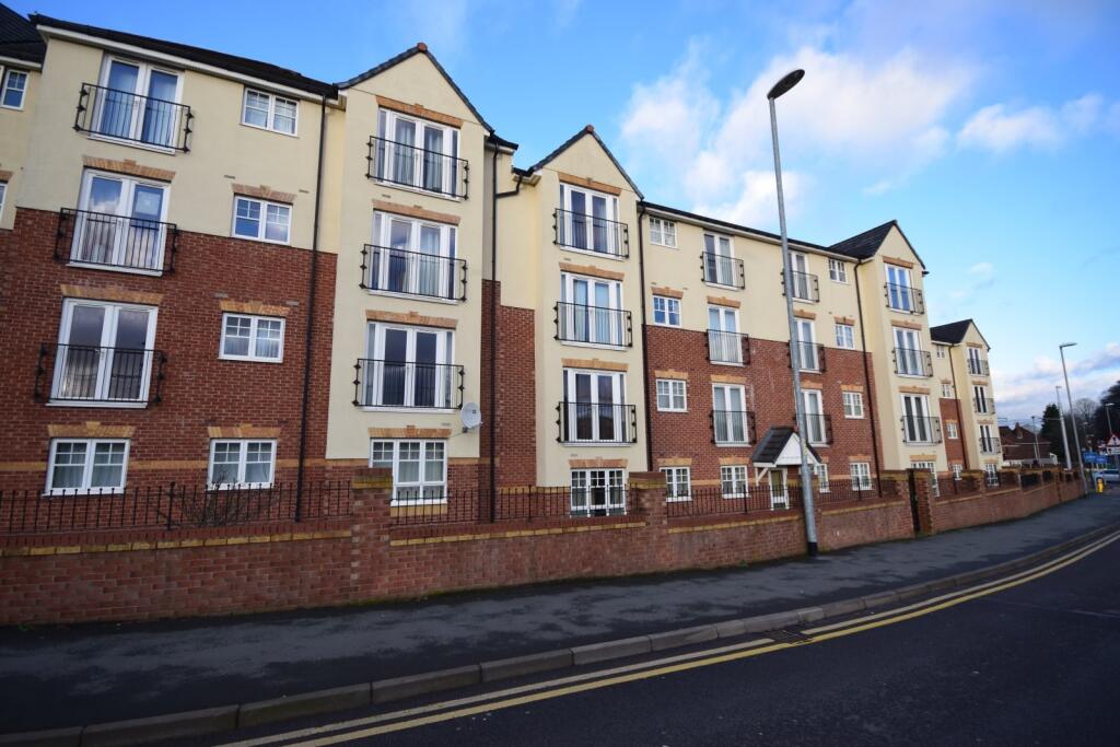 2 bed Apartment for rent in Gatley. From Gascoigne Halman - Altrincham