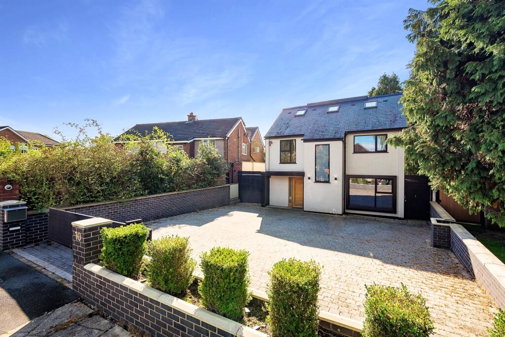 5 bed Detached for rent in Altrincham. From Gascoigne Halman - Altrincham