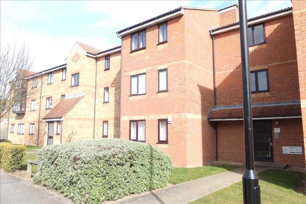 1 bed 1st Floor Flat for rent in Feltham. From Forest Estate Agents - Feltham