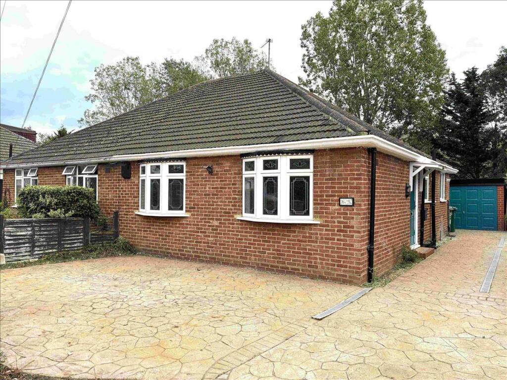 2 bed House (unspecified) for rent in Laleham. From Forest Estate Agents - Feltham