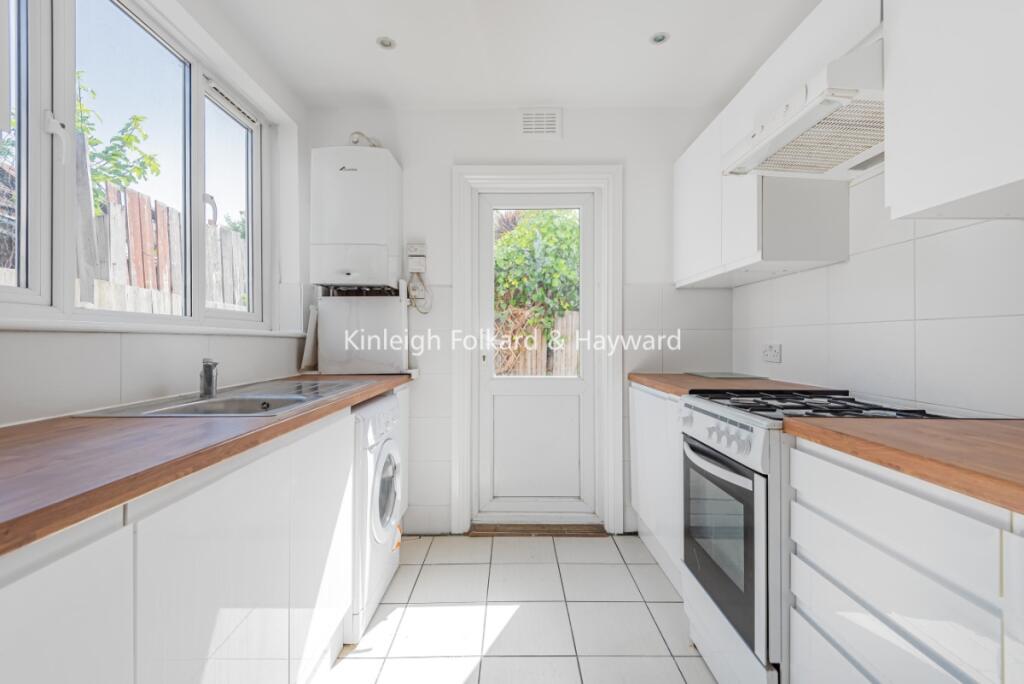 3 bed Detached House for rent in Merton. From Kinleigh Folkard & Hayward