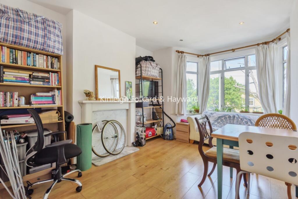 4 bed Flat for rent in Streatham. From Kinleigh Folkard & Hayward