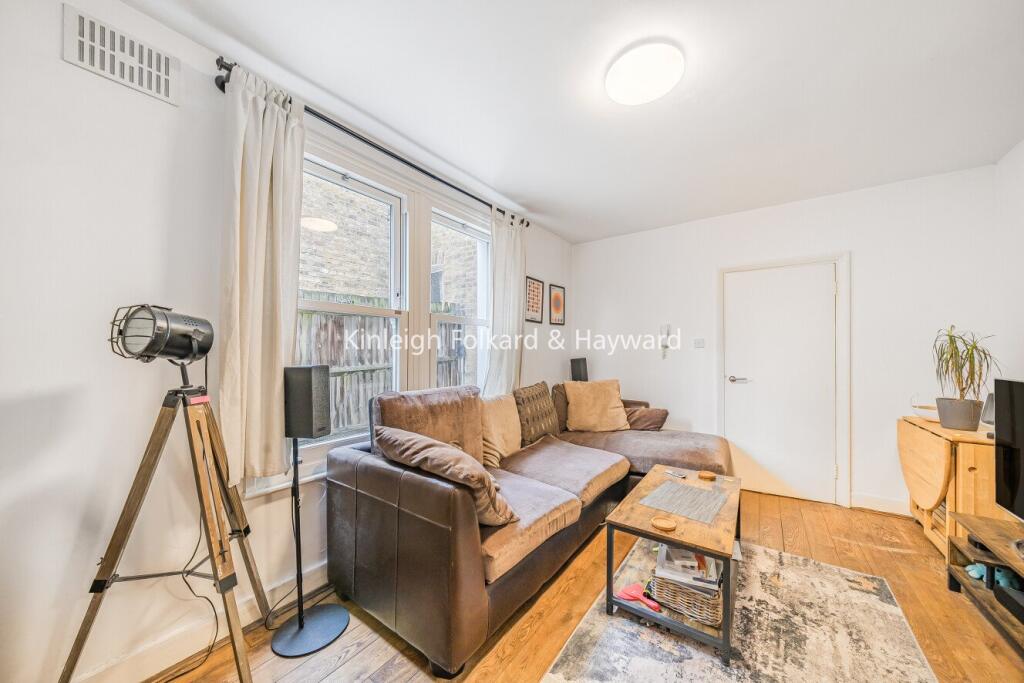 2 bed 1st Floor Flat for rent in London. From Kinleigh Folkard & Hayward - Sales - Tooting