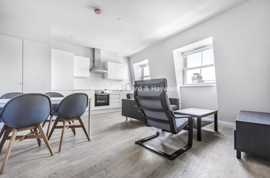 2 bed 1st Floor Flat for rent in Mitcham. From Kinleigh Folkard & Hayward - Sales - Tooting