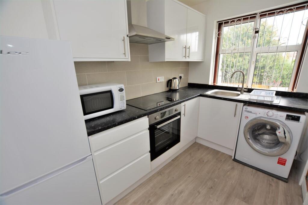 2 bed 1st Floor Flat for rent in Mitcham. From Kinleigh Folkard & Hayward - Sales - Tooting