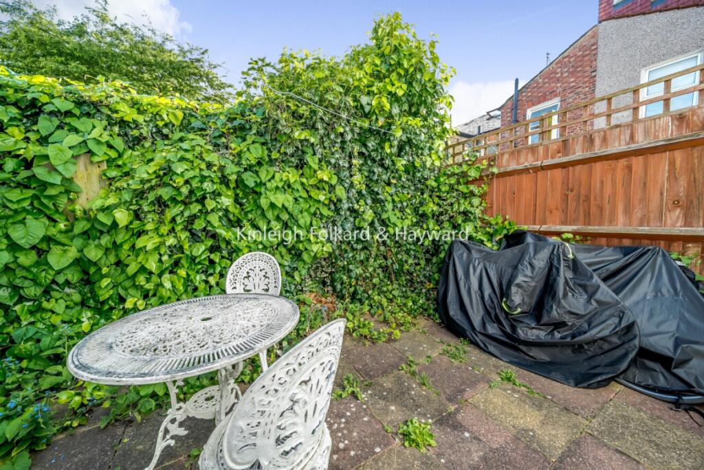 3 bed Detached for rent in Merton. From Kinleigh Folkard & Hayward - Sales - Tooting