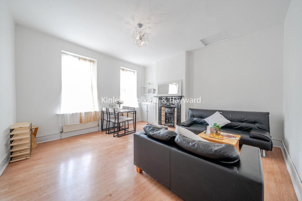 2 bed 1st Floor Flat for rent in London. From Kinleigh Folkard & Hayward - Sales - Tooting