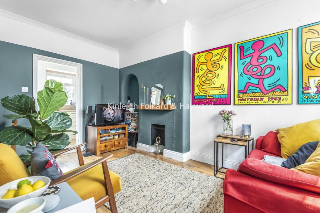 2 bed Detached for rent in Streatham. From Kinleigh Folkard & Hayward - Sales - Tooting 2 bed Detached for rent in Streatham. From Kinleigh Folkard & Hayward - Sales - Tooting