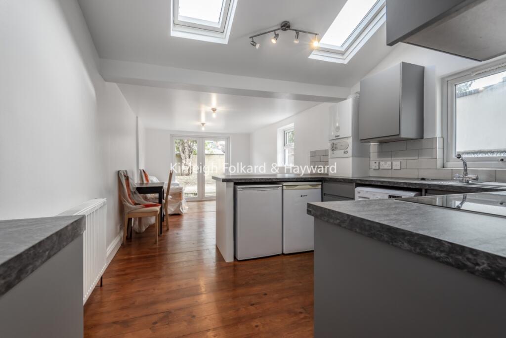 4 bed Detached for rent in Merton. From Kinleigh Folkard & Hayward - Sales - Tooting