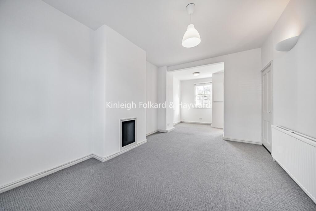 2 bed Detached for rent in London. From Kinleigh Folkard & Hayward - Sales - Tooting 2 bed Detached for rent in London. From Kinleigh Folkard & Hayward - Sales - Tooting