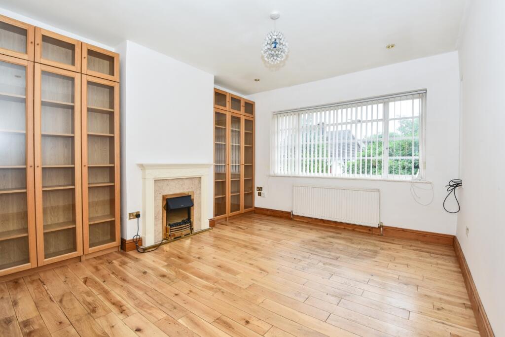 2 bed Flat for rent in Finchley. From Kinleigh Folkard & Hayward