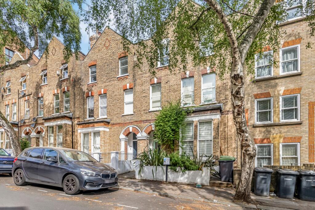 1 bed 1st Floor Flat for rent in Hornsey. From Kinleigh Folkard & Hayward - Sales - Highgate