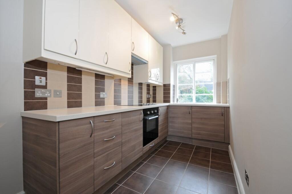 2 bed 1st Floor Flat for rent in London. From Kinleigh Folkard & Hayward - Sales - Highgate 2 bed 1st Floor Flat for rent in London. From Kinleigh Folkard & Hayward - Sales - Highgate