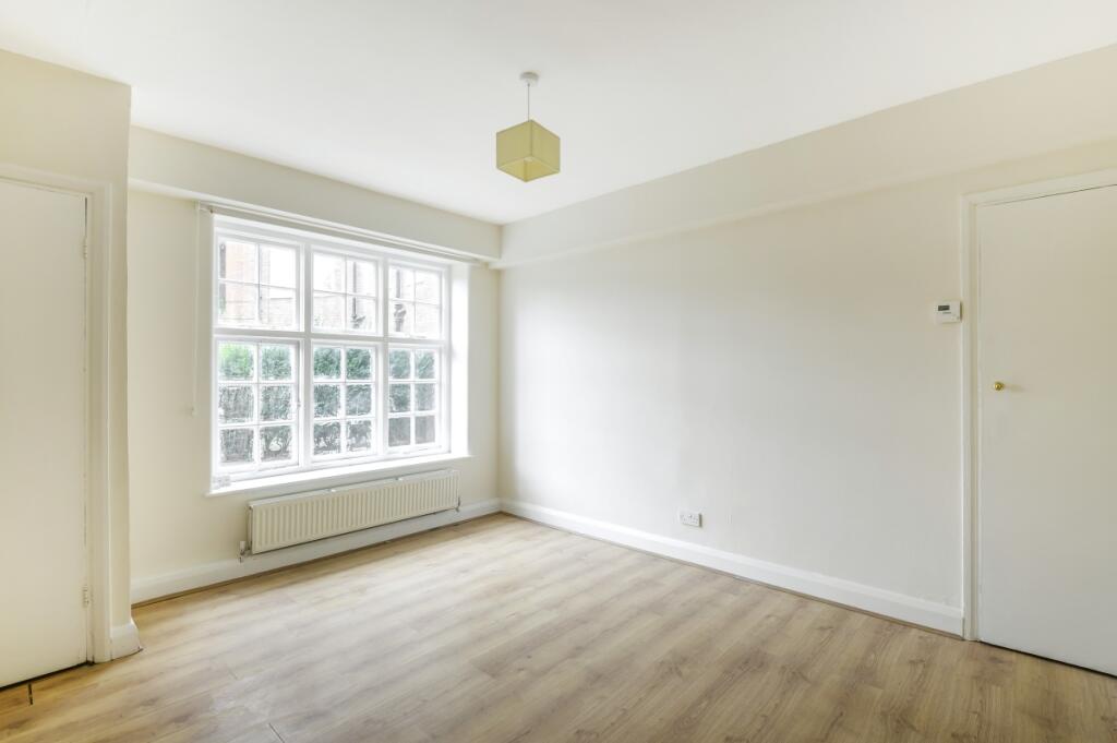 2 bed 1st Floor Flat for rent in London. From Kinleigh Folkard & Hayward - Sales - Highgate