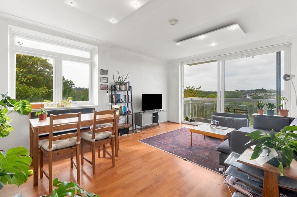 2 bed 1st Floor Flat for rent in Hornsey. From Kinleigh Folkard & Hayward - Sales - Highgate
