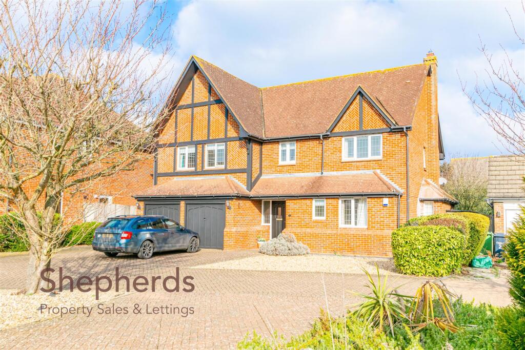 5 bed Detached for rent in Wormley West End. From Shepherds Estate Agents - Hoddesdon